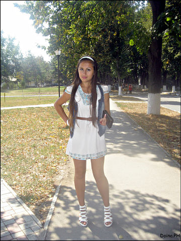 View prev photo