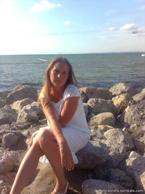 View prev photo