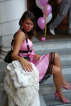 View prev photo