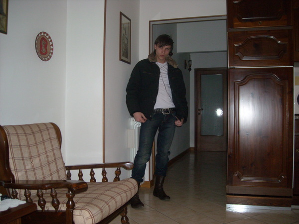 View prev photo