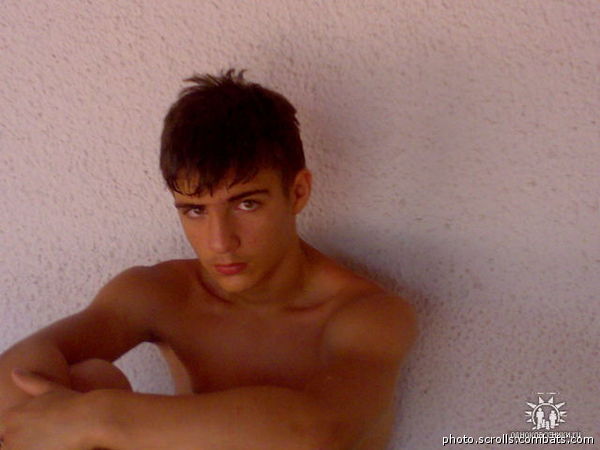 View prev photo