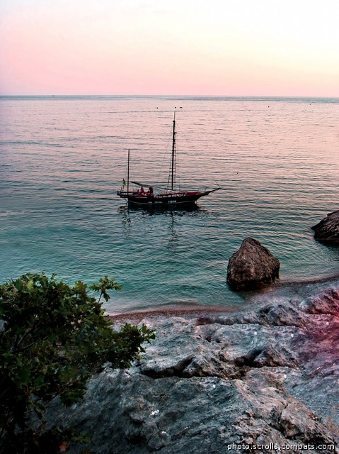 View prev photo