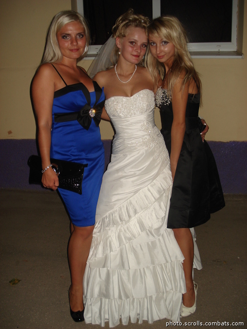 View prev photo