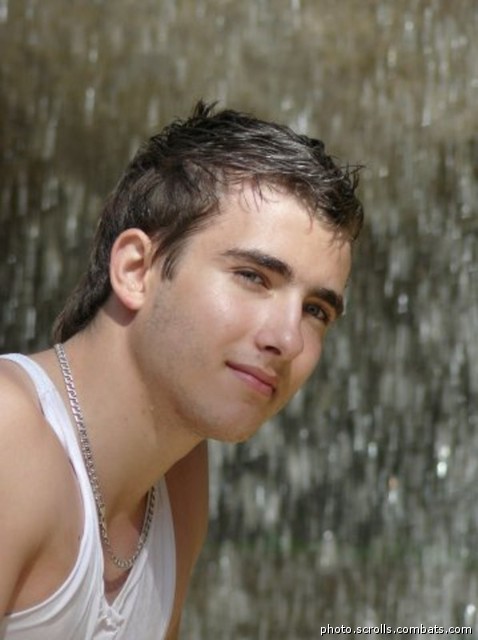 View prev photo