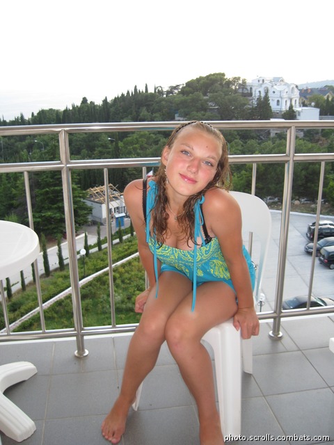 View prev photo