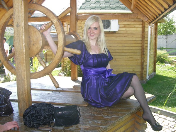 View prev photo