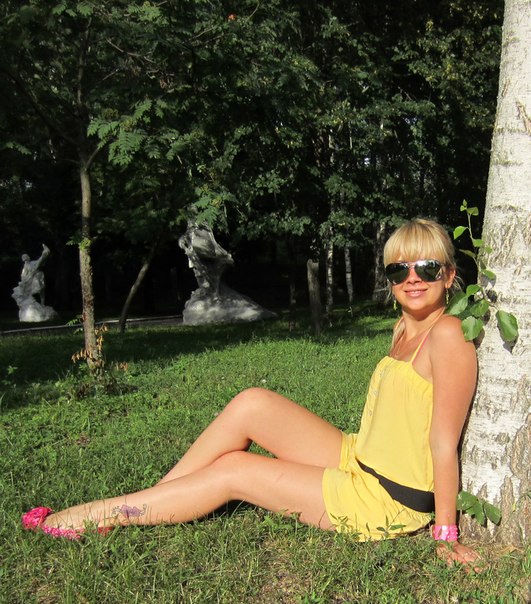 View prev photo