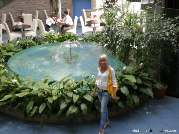 View prev photo