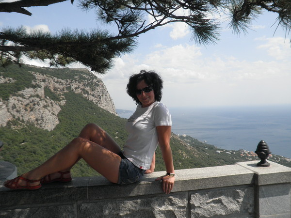 View prev photo
