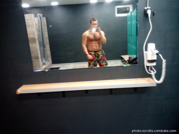 View prev photo