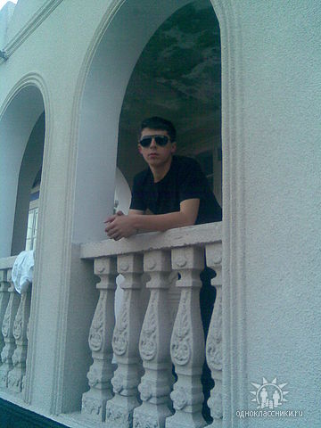 View prev photo