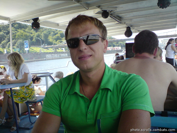 View prev photo