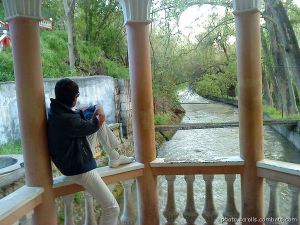 View prev photo