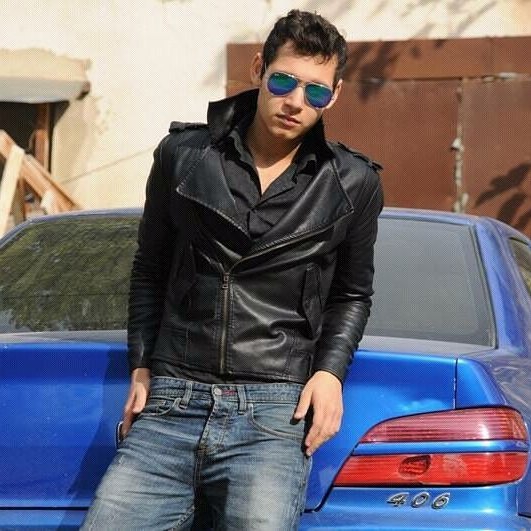View prev photo