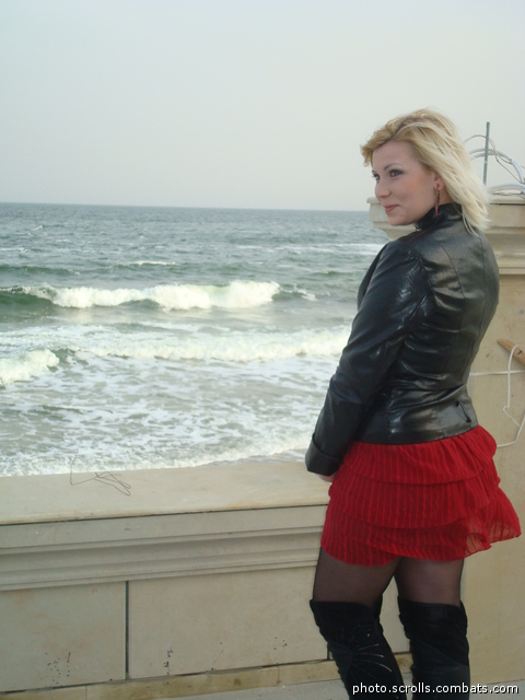 View prev photo