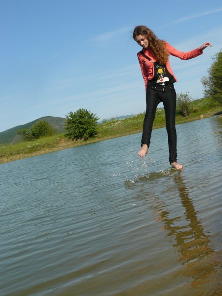 View prev photo