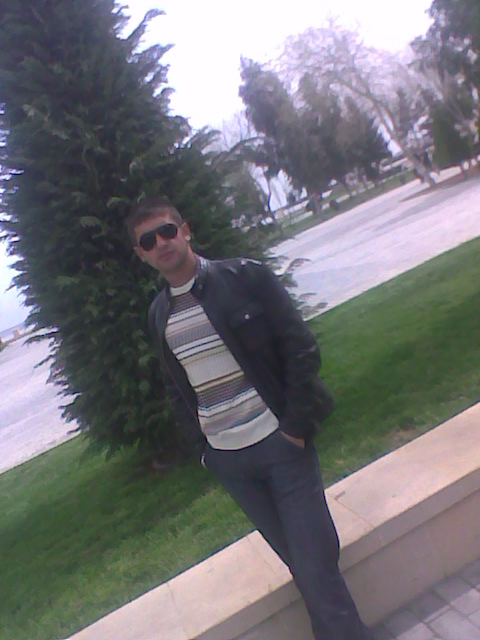 View prev photo