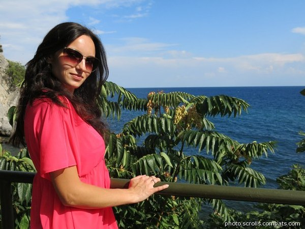 View prev photo
