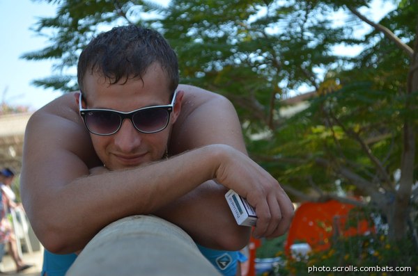 View prev photo