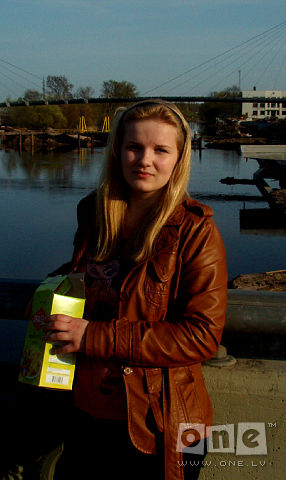 View prev photo
