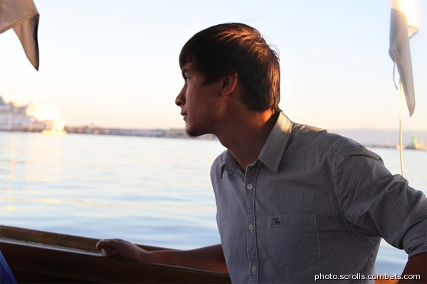 View prev photo