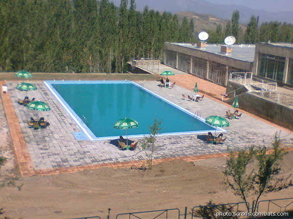View prev photo