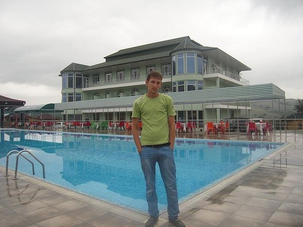 View prev photo