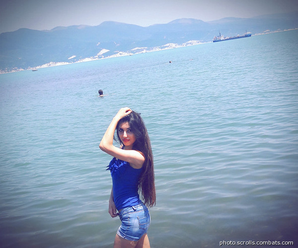 View prev photo