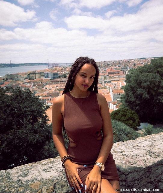 View prev photo
